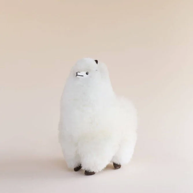 Alpaca-toy-medium-white.jpg