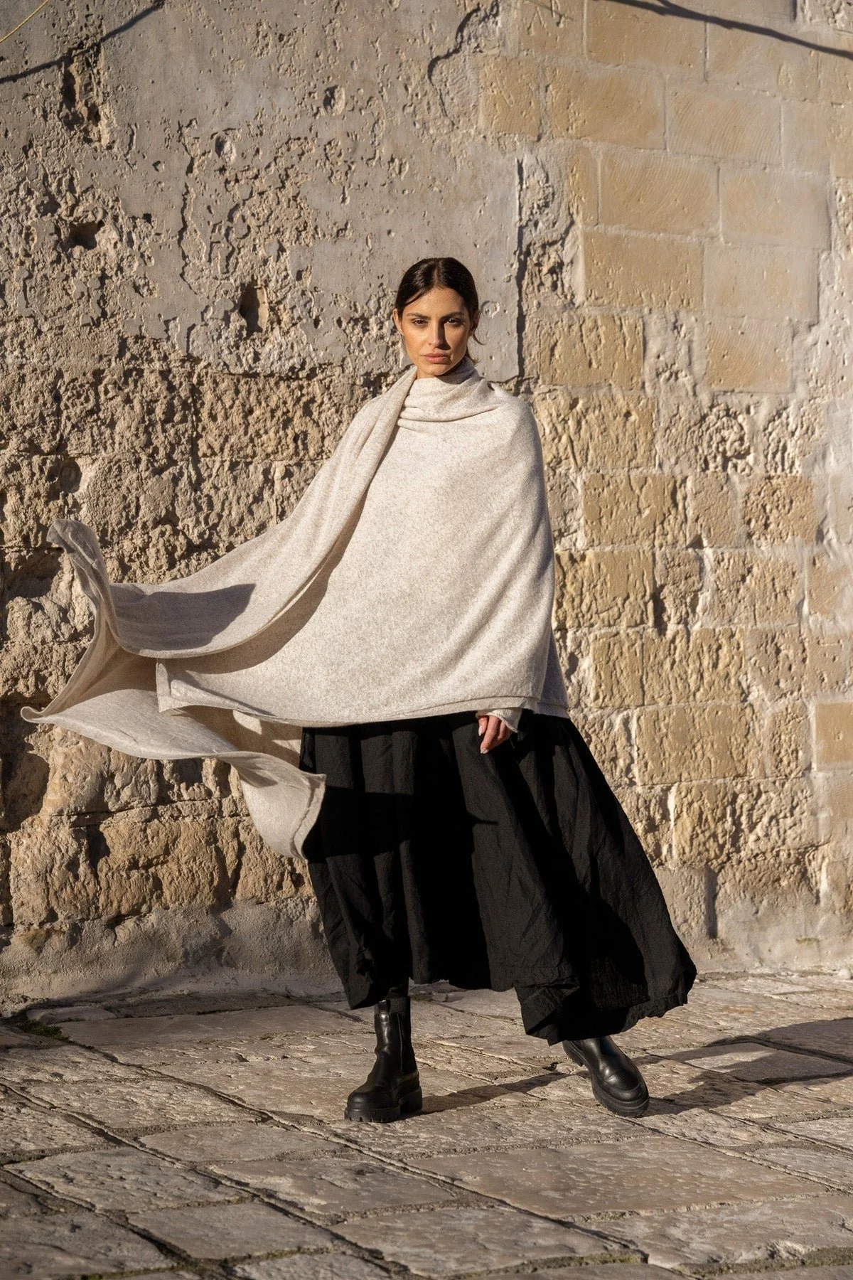 oatmeal-wool-winston-shawl-megbydesign-503199.jpg