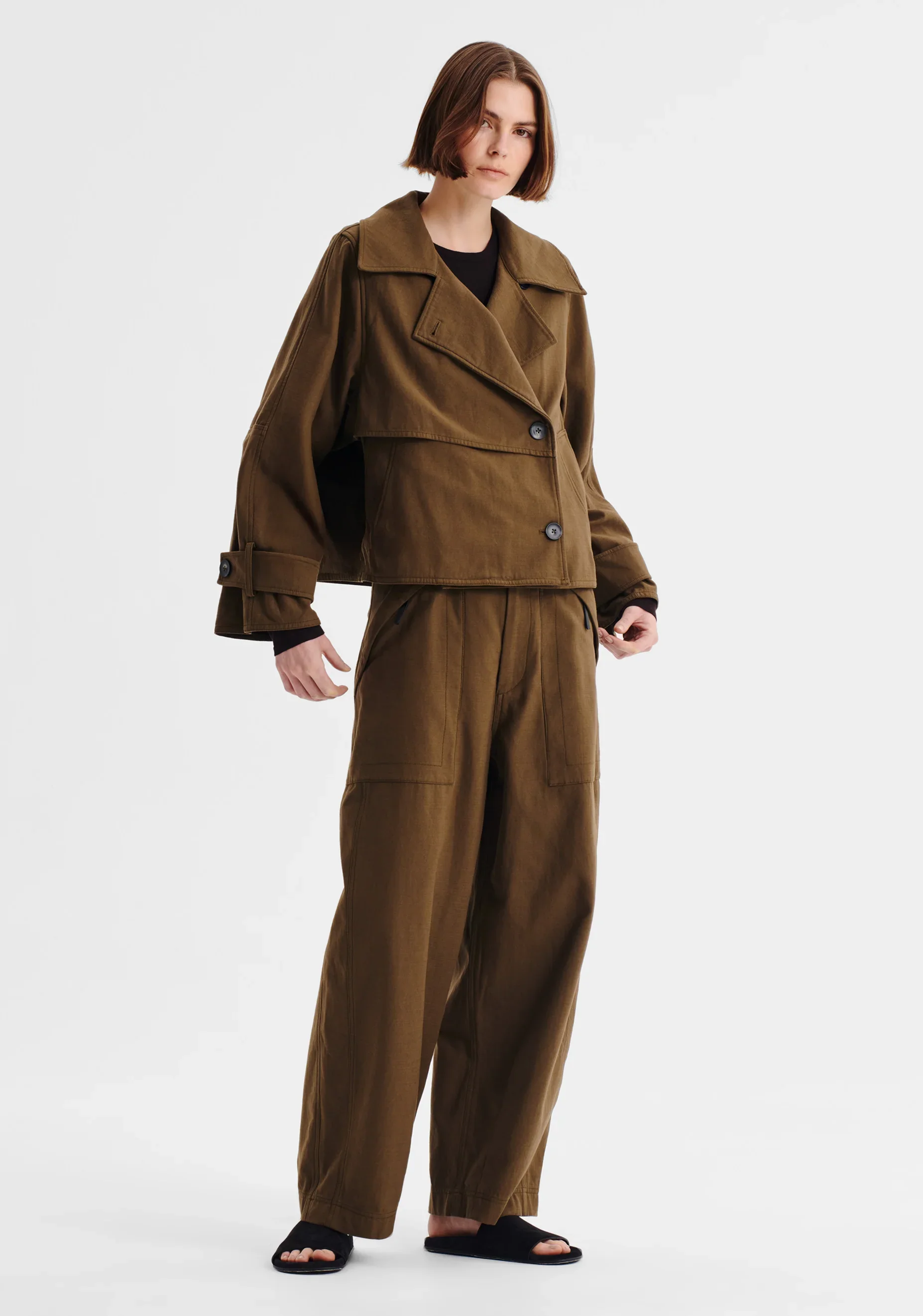 Morrison-AW26-Parker-Cargo-Pant-Hunter-brown.webp