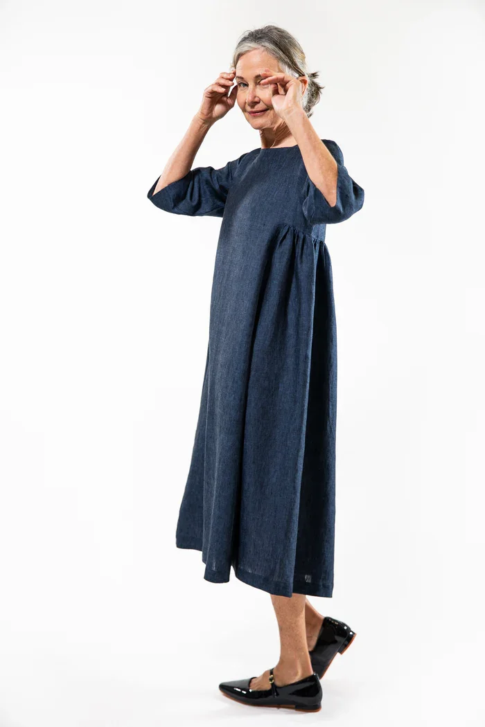 evas-sunday-Ottie-Dress-Navy-albury-wodonga.webp