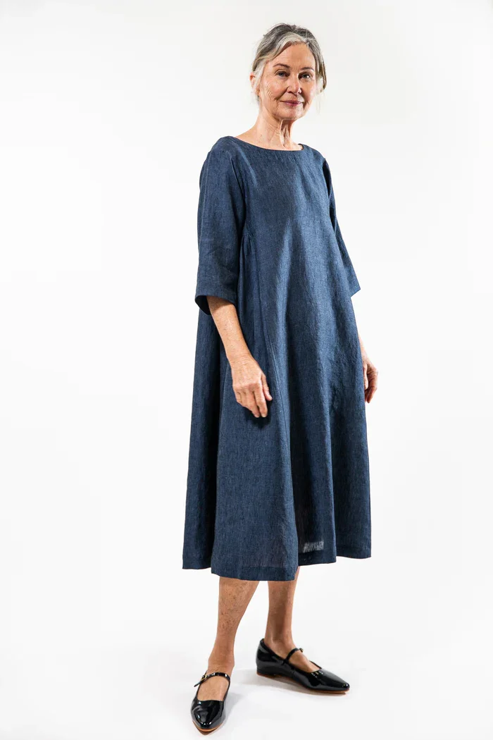 evas-sunday-Ottie-Dress-Navy.webp