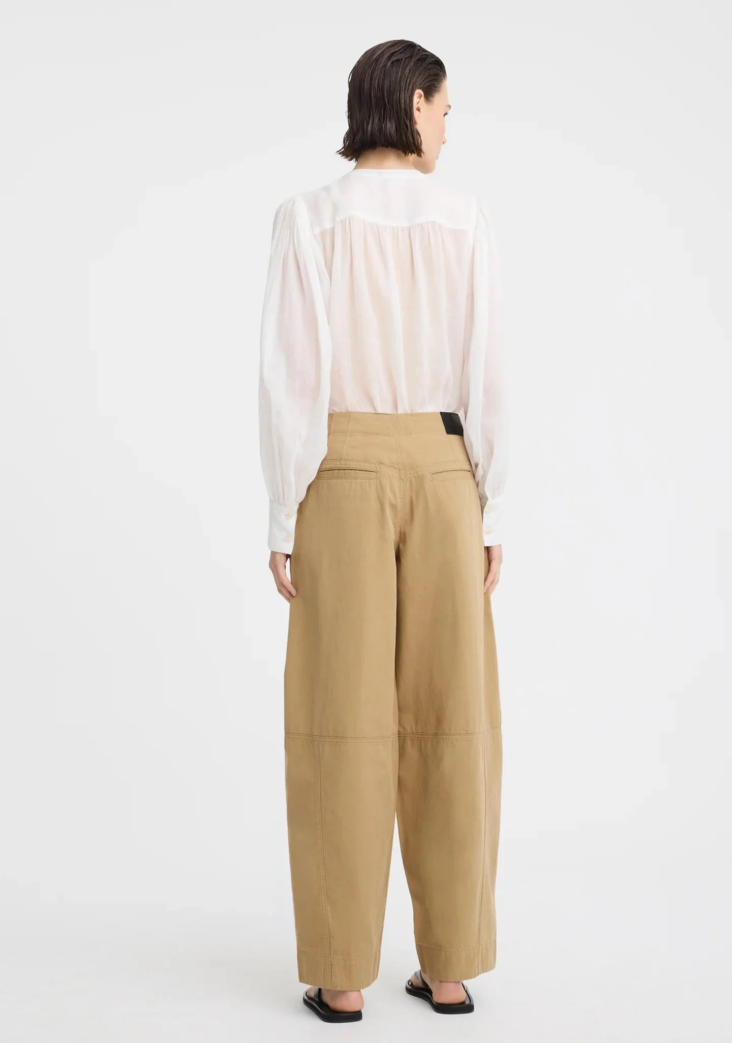 Morrison-Henry-Cargo-Caramel-cotton-pant-barrelleg.jpeg