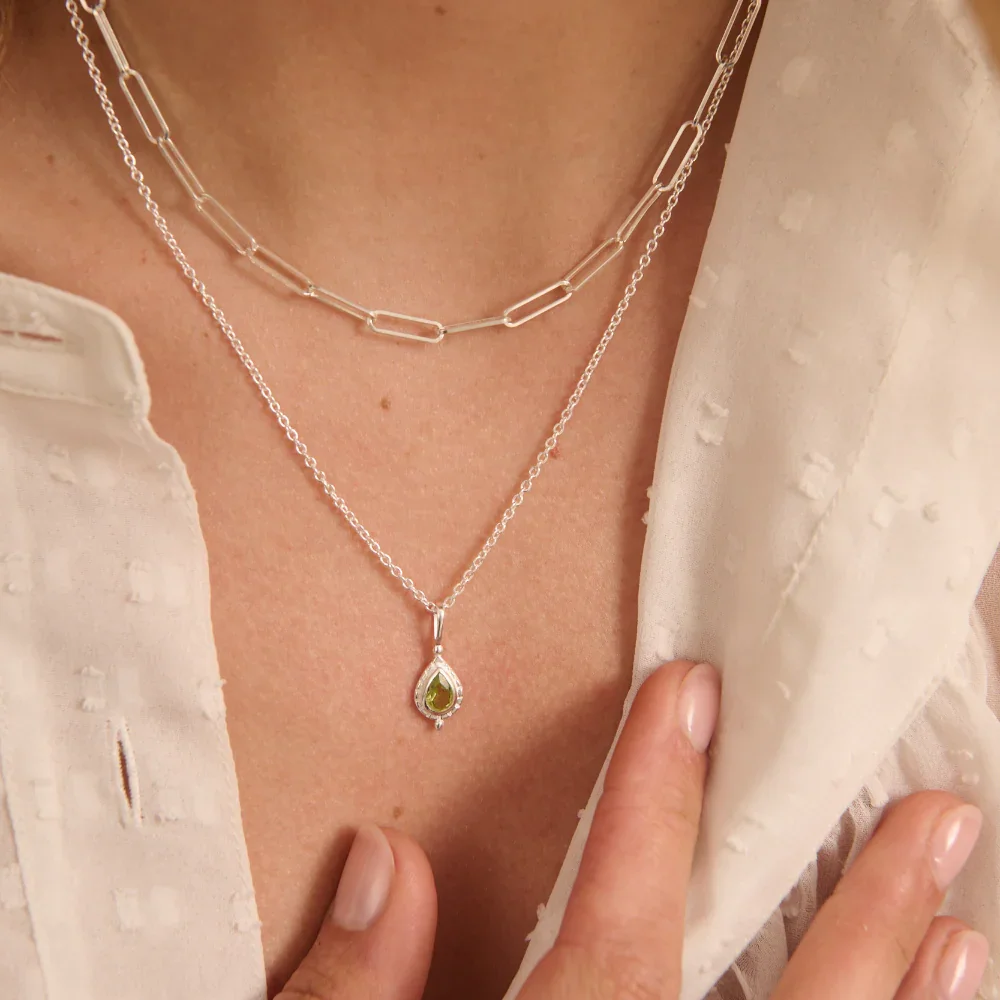 murkani-august-peridot-necklace-charm-silver-yackandandah.webp