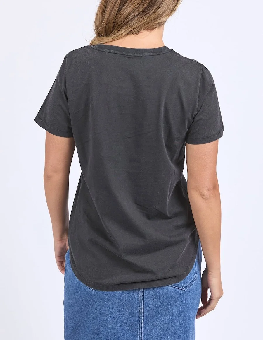 foxwood-flowers-tee-washed-black-albury.jpg