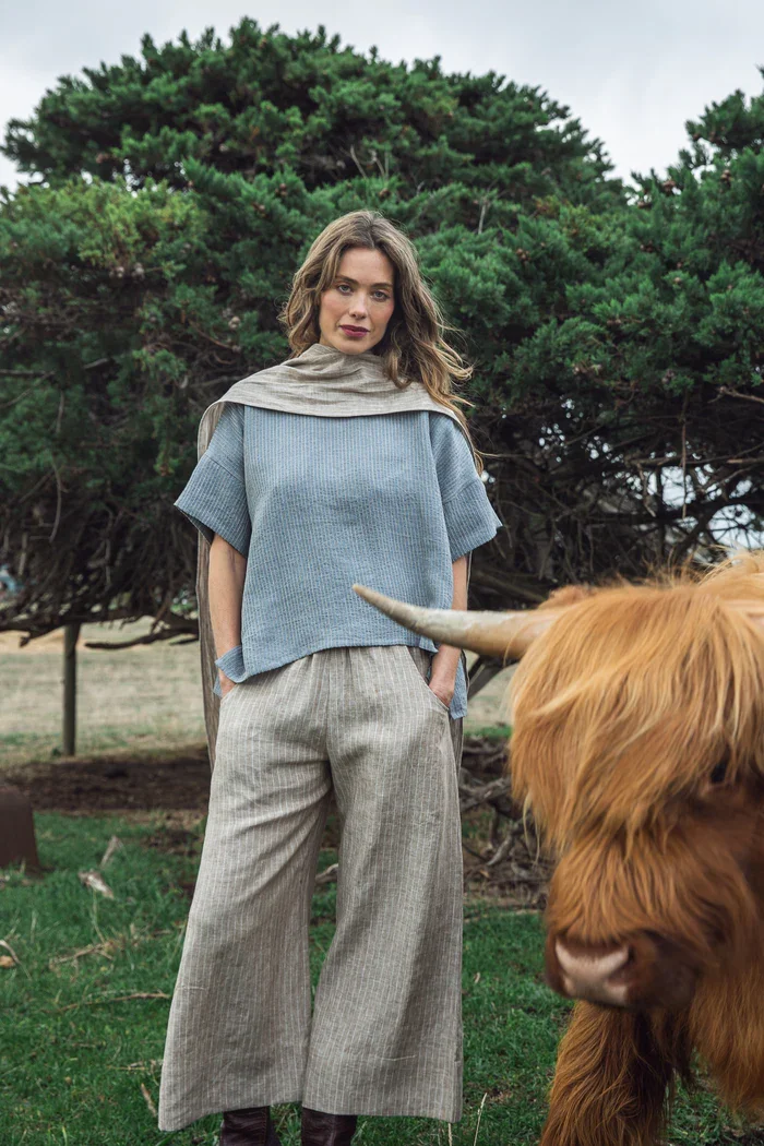 evas-sunday-Riley-Top-Dutch-Stripe-womens-linen-shirt.webp