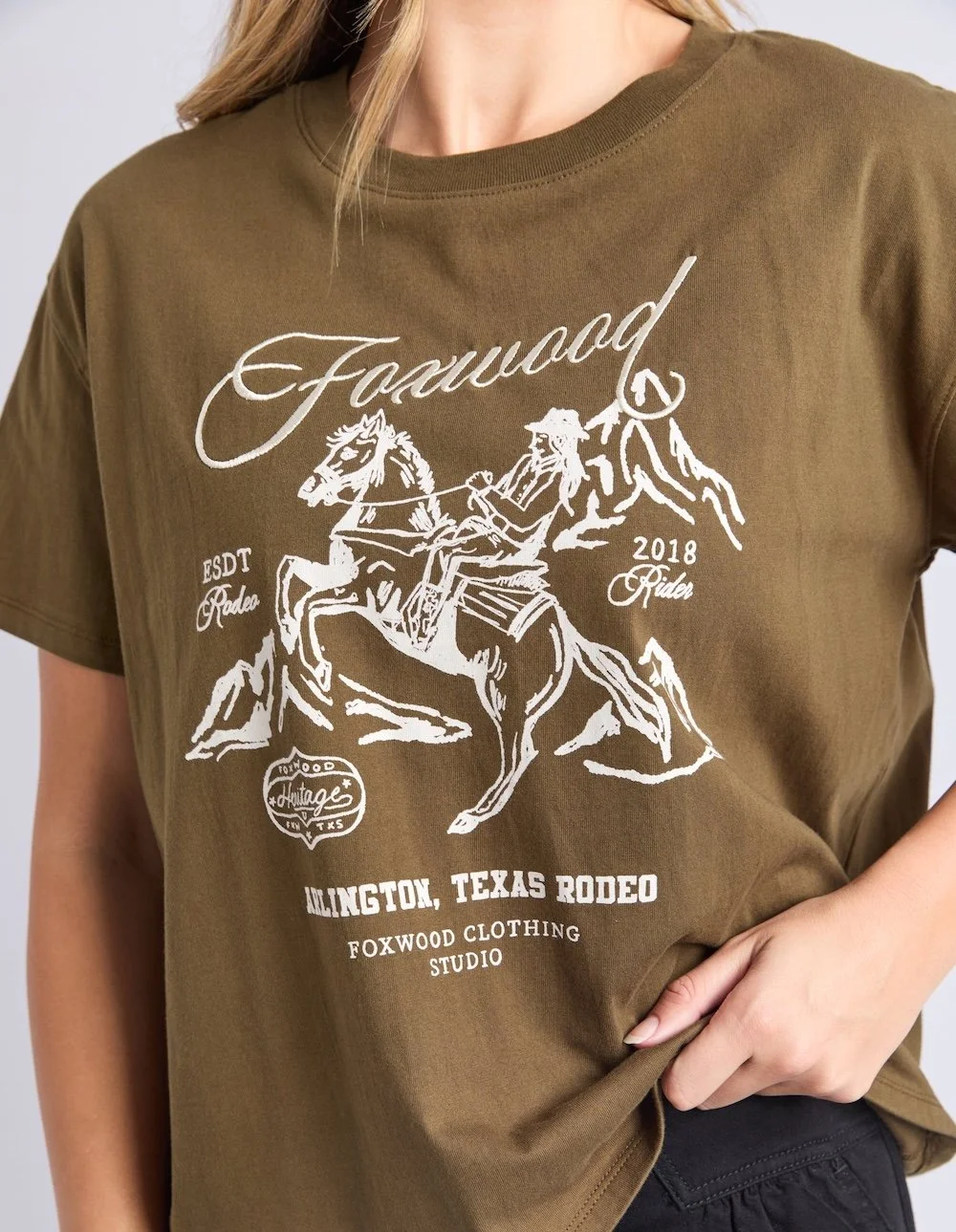 foxwood-Arlington-Tee-Dark-Olive-horse-tshirt.jpeg