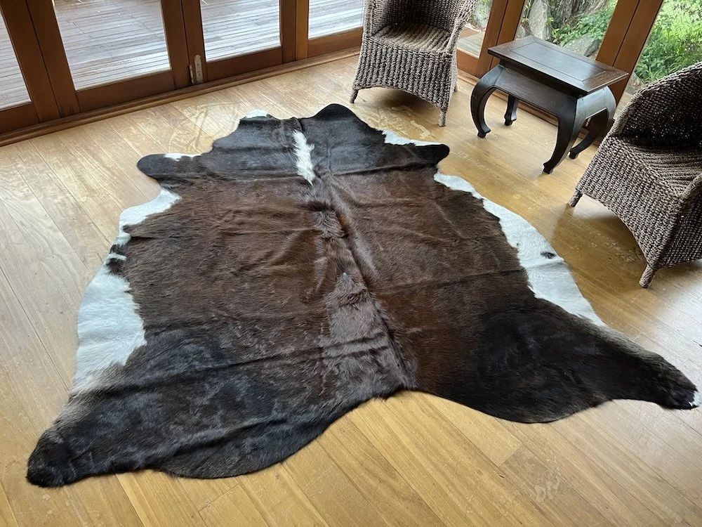 cowhide-18-dark-brown-hereford.jpeg