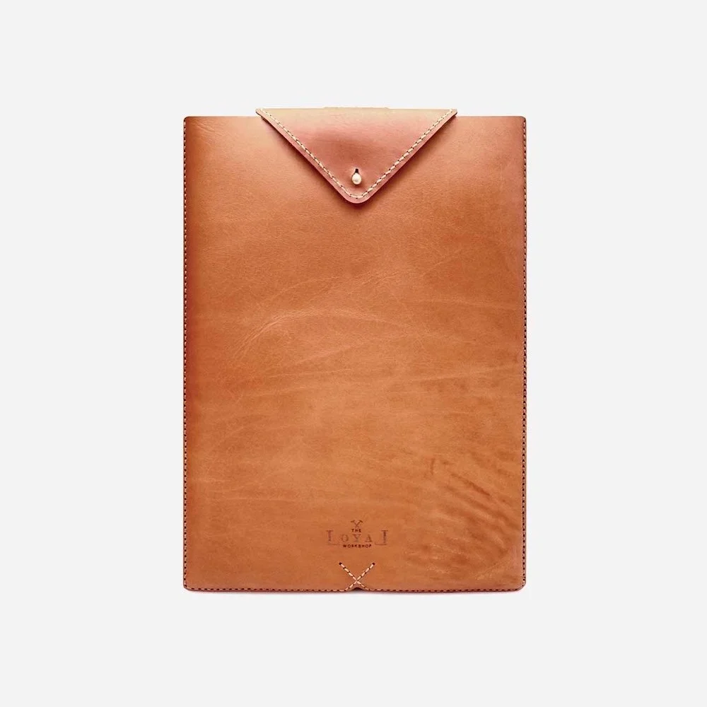 the-loyal-workshop-ethical-leather-Laptop-Sleeve-Cognac.jpeg