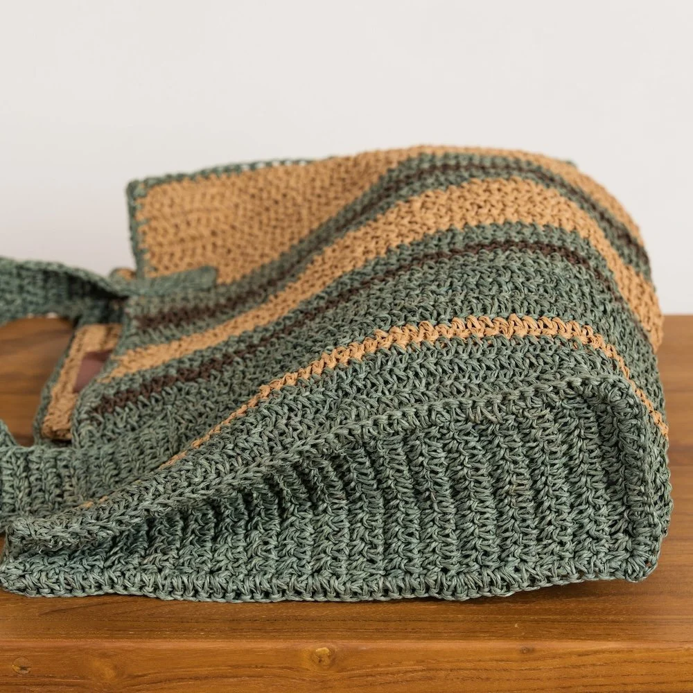 inartisan-mae-colourblock-bag.jpg