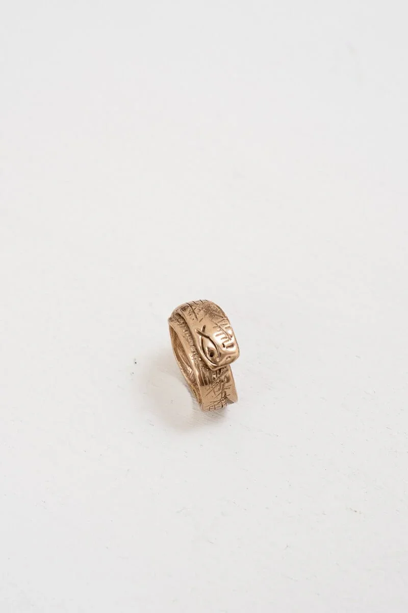 pesci-che-volano-scaglia-ring-handmade-ring.webp