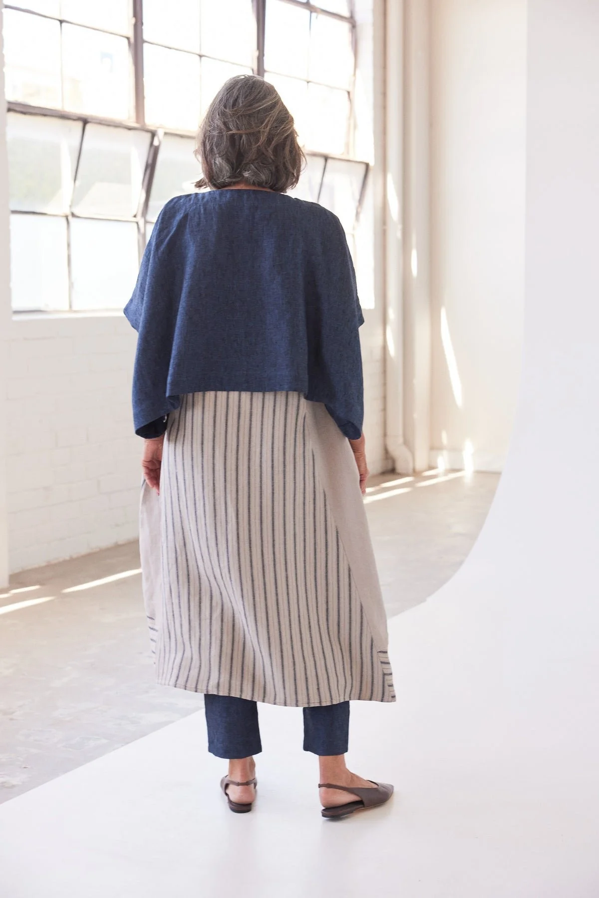 evas-sunday-tussie_capelet_navy.jpg