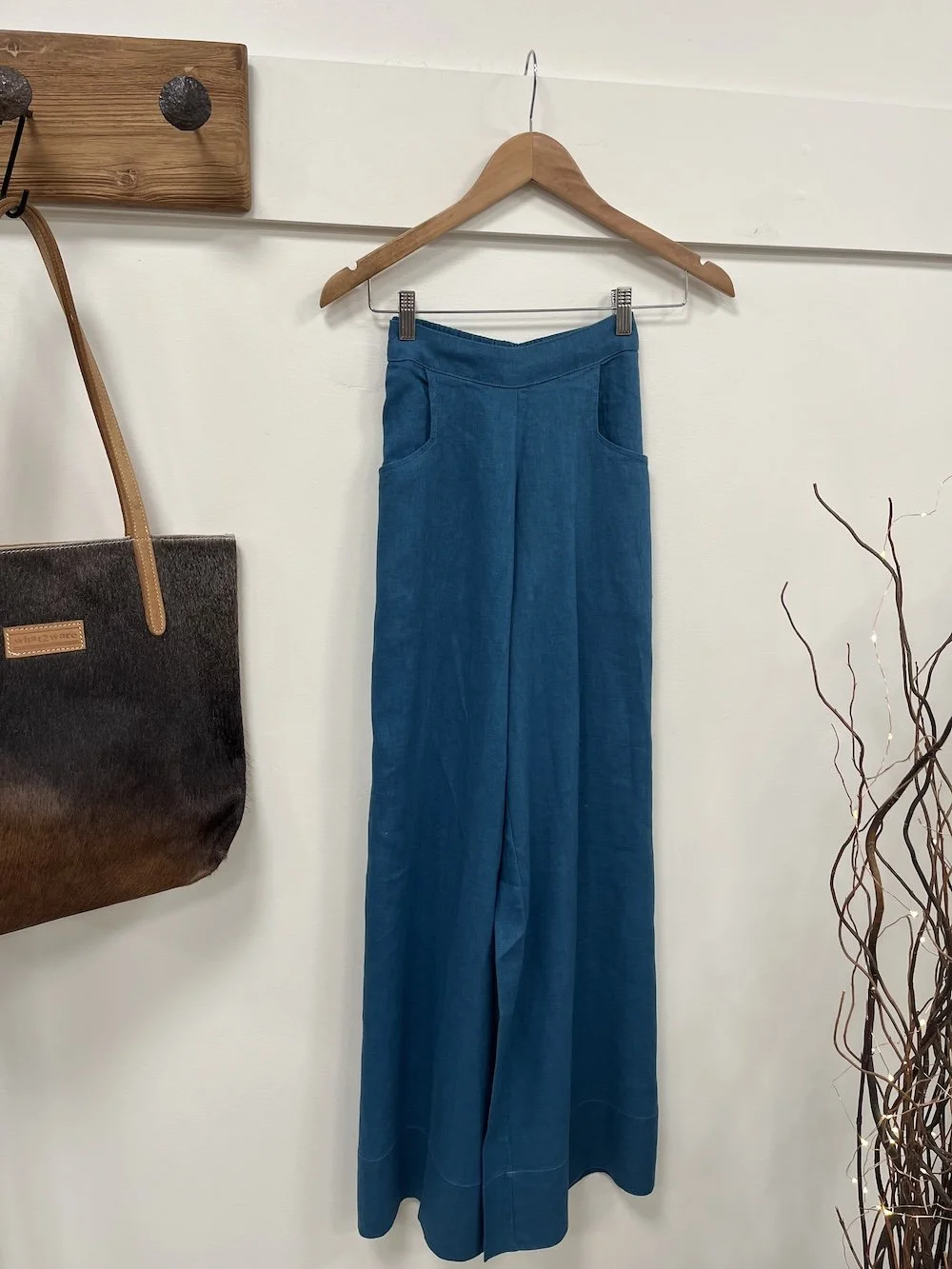 ollie-linen-wide-leg-pants.jpeg