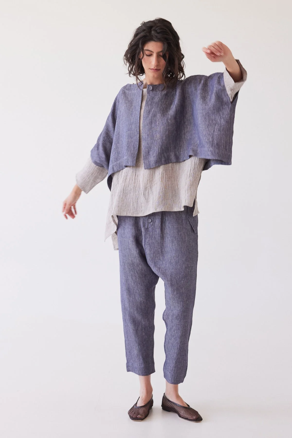 tussie_capelet_dusty_denim_evassunday.jpg