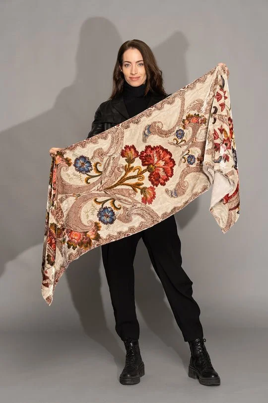aura-velvet-scarf-yoko.jpg