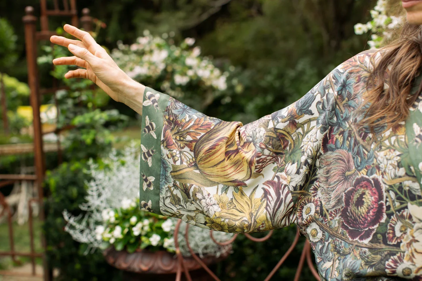 Love-Grows-Wild-Pixie-duster-with-antique-florals-and-bees-Market-of-Stars-kimono-yack.webp