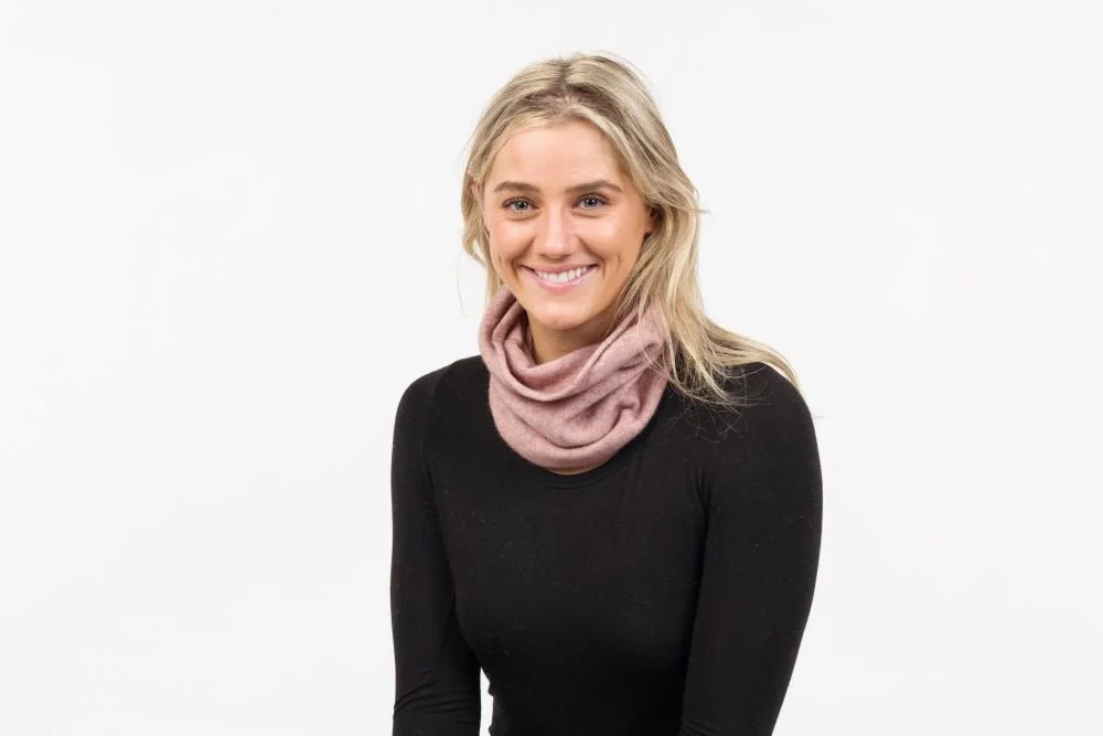 lily-neckwarmer-possum-merino.jpg