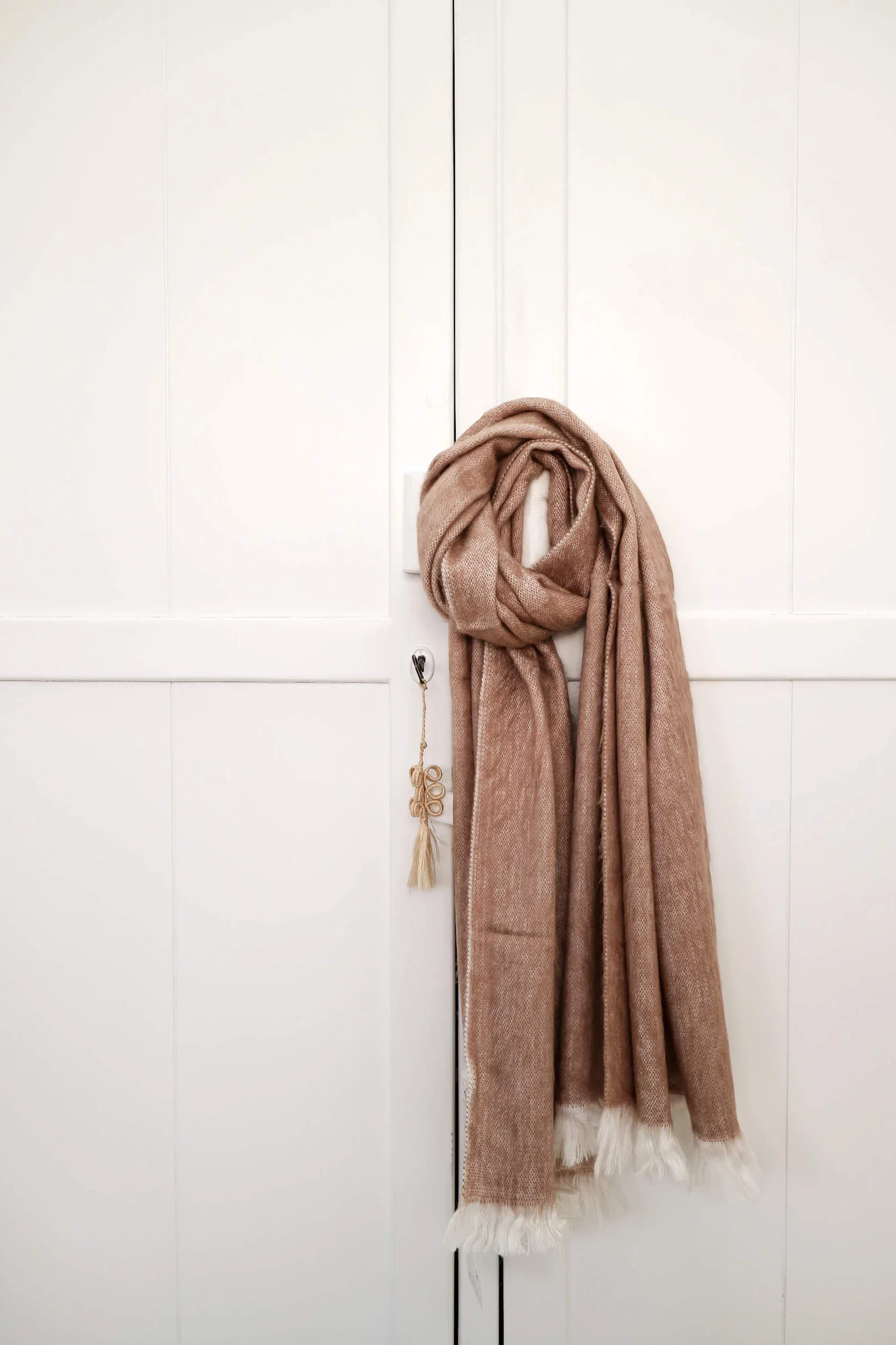 la-sierra-classic-alpaca-scarf-rose-gold-albury-wodonga.webp
