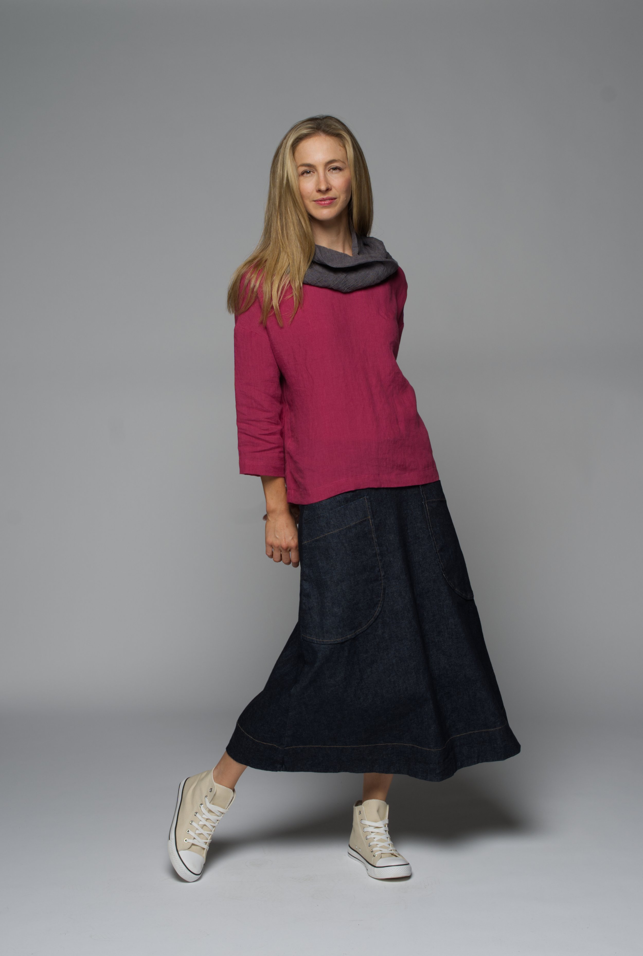 muse-hazel-berry-linen-top-yackandandah.jpg