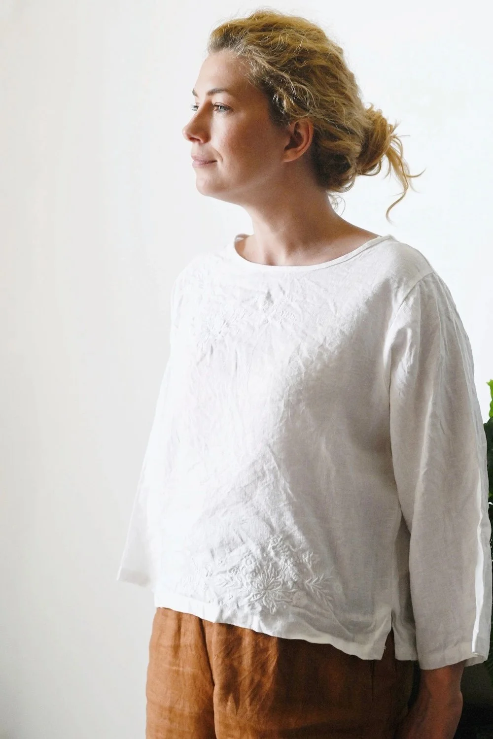 lazybones-annie-linen-top-warm-white.jpeg