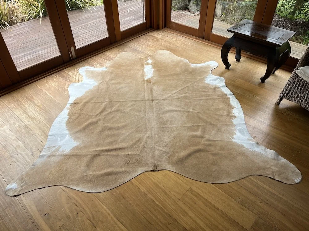 Cowhide 19 - Honey and white