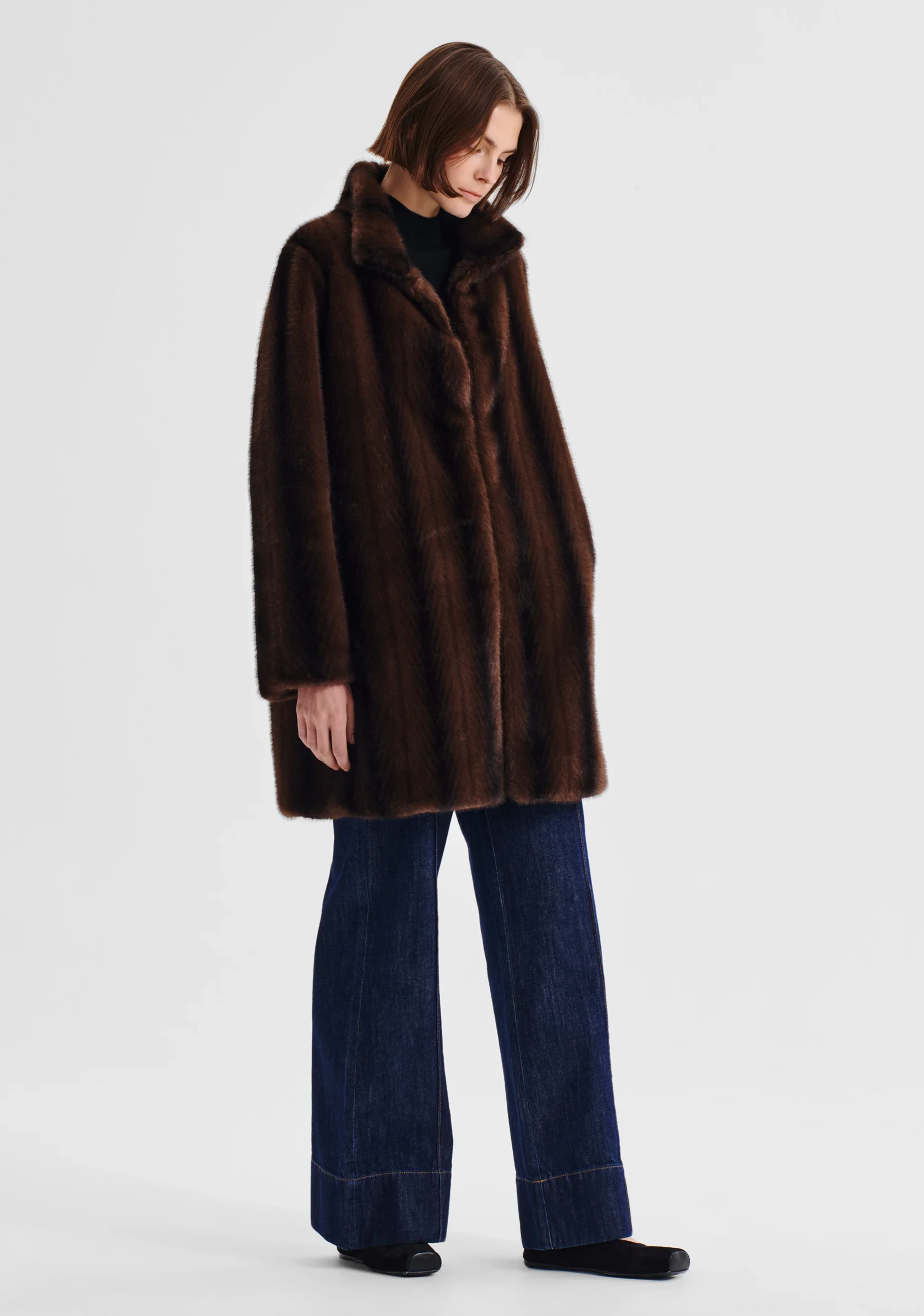 Morrison-AW26-Stevie-Fur-Coat-Espresso-yackandandah.webp
