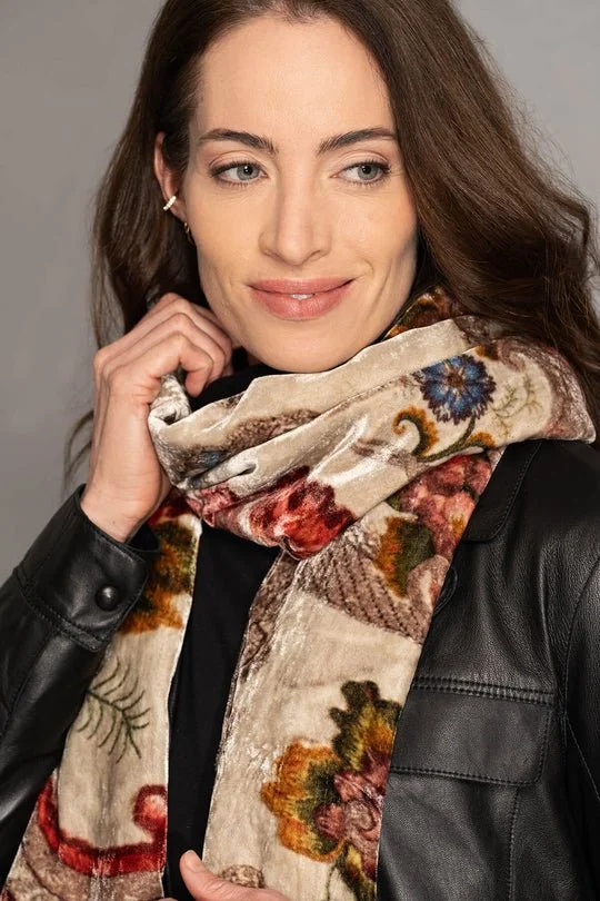 ypoko-velvet-scarf-aura.jpg