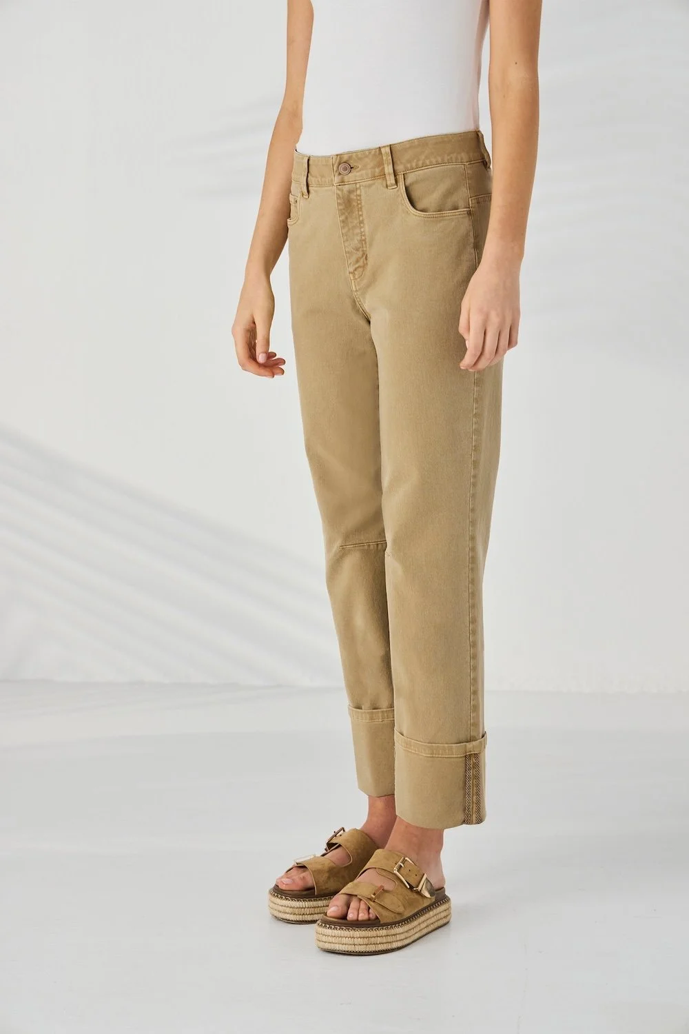avalon-jeans-walnut-lania-the-label.jpg