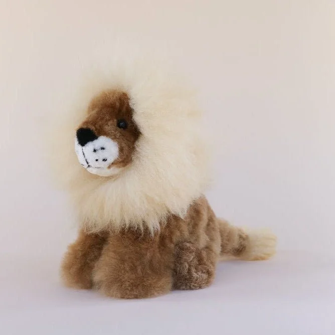 toy-lion-alpaca.jpg