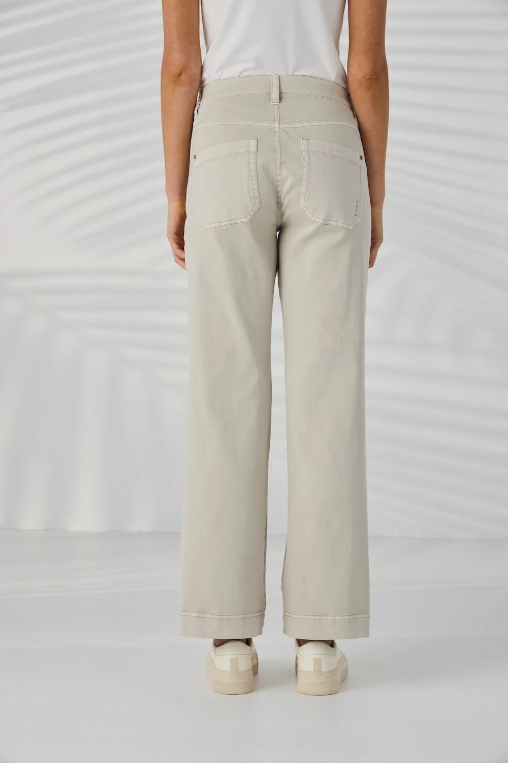 chrome-jeans-almond-lania-the-label.jpg