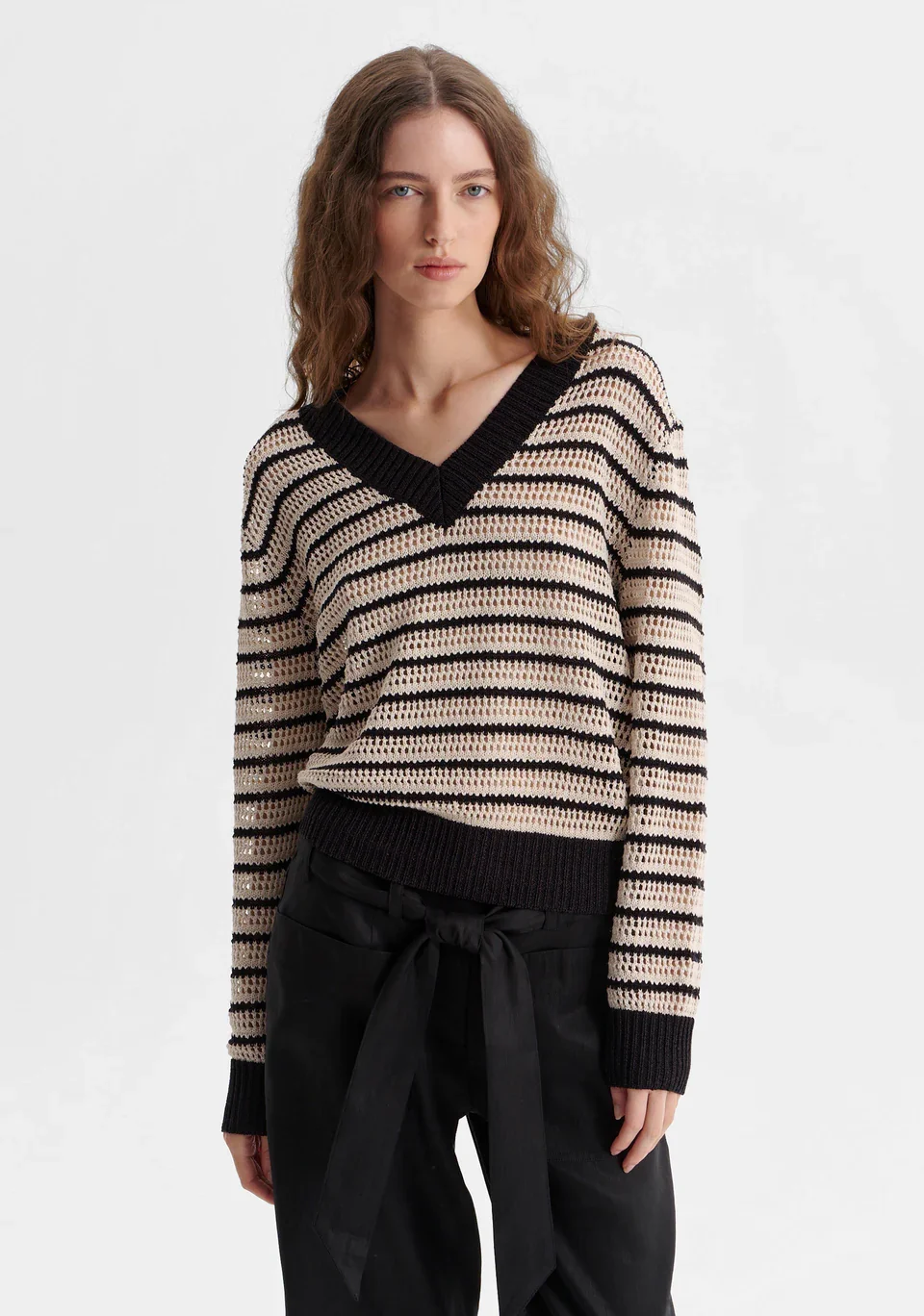 Morrison-Clover-Knit-Pullover-Stripe.webp