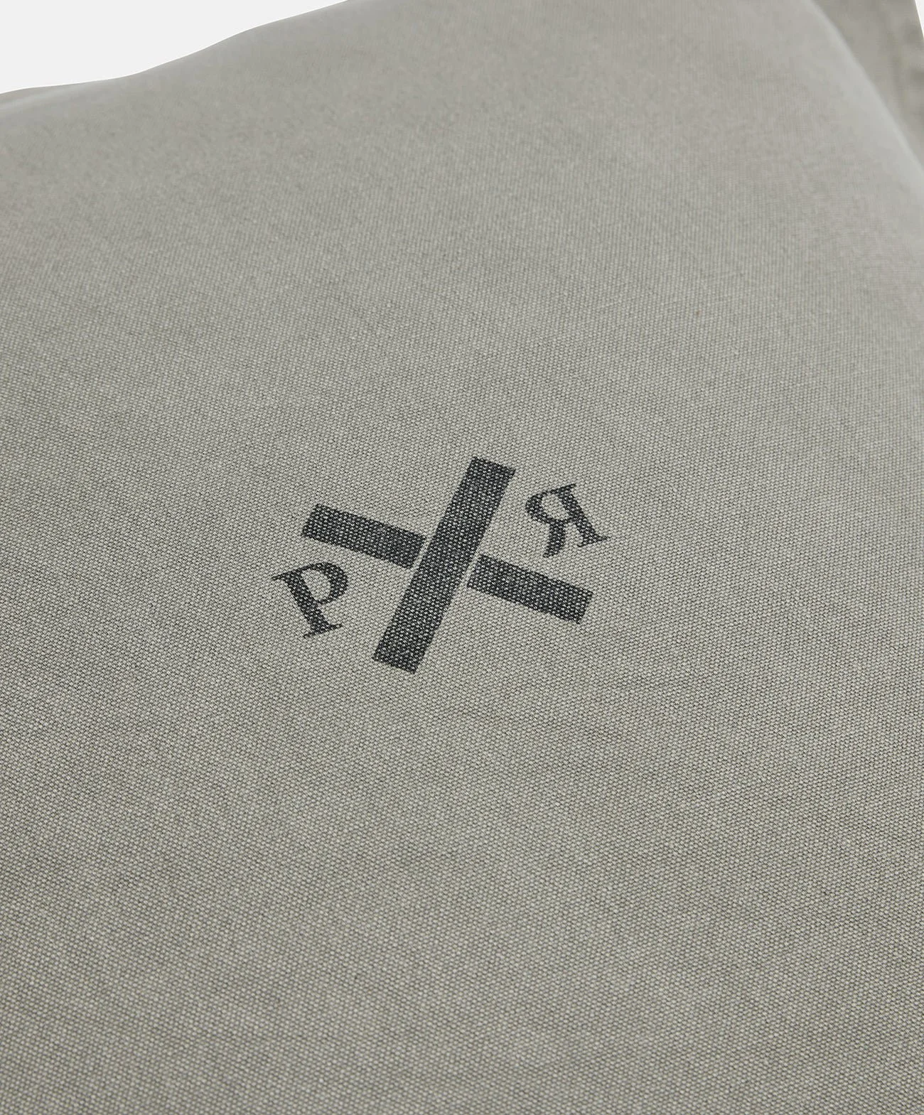 Highlander-Cushion-Olive-Grey.jpg