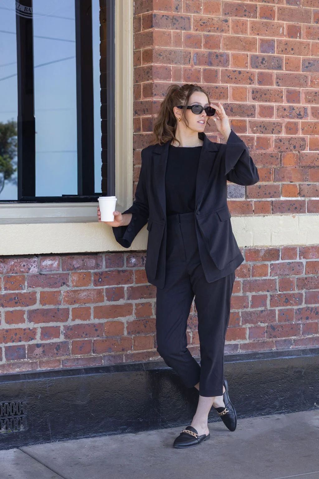 womens-tailored-stretch-pants-front.jpg