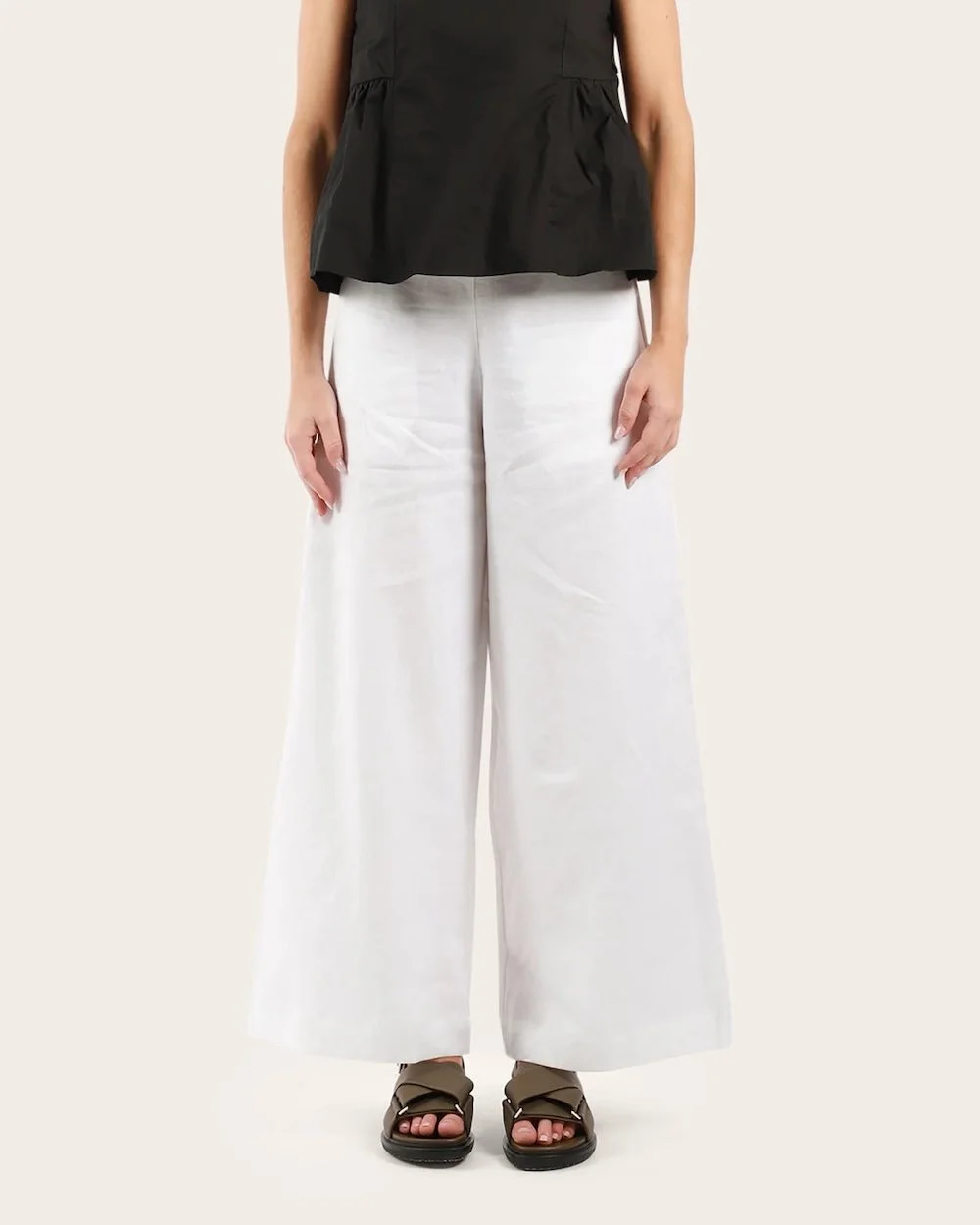 Muse-lara-pant-white-denim.jpeg