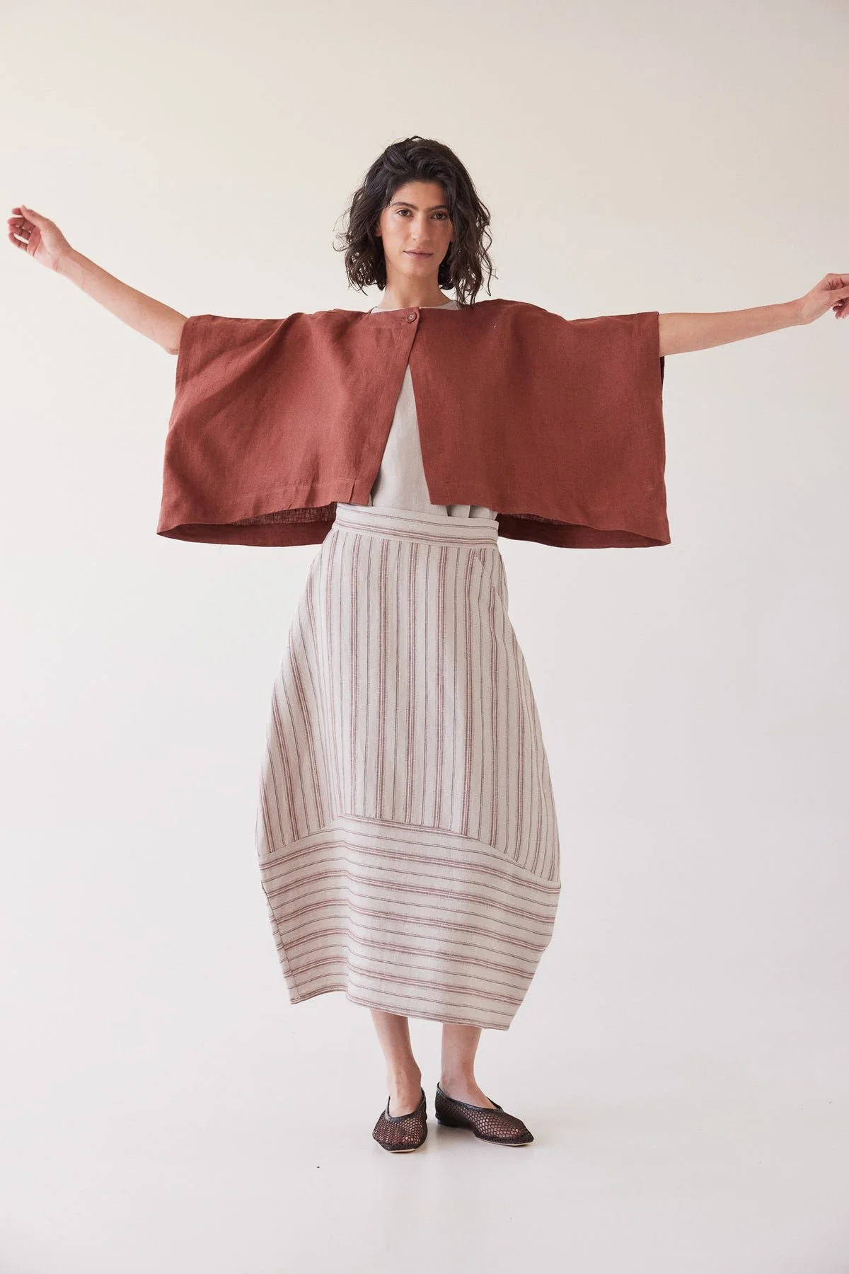tussie_capelet_brick.jpg