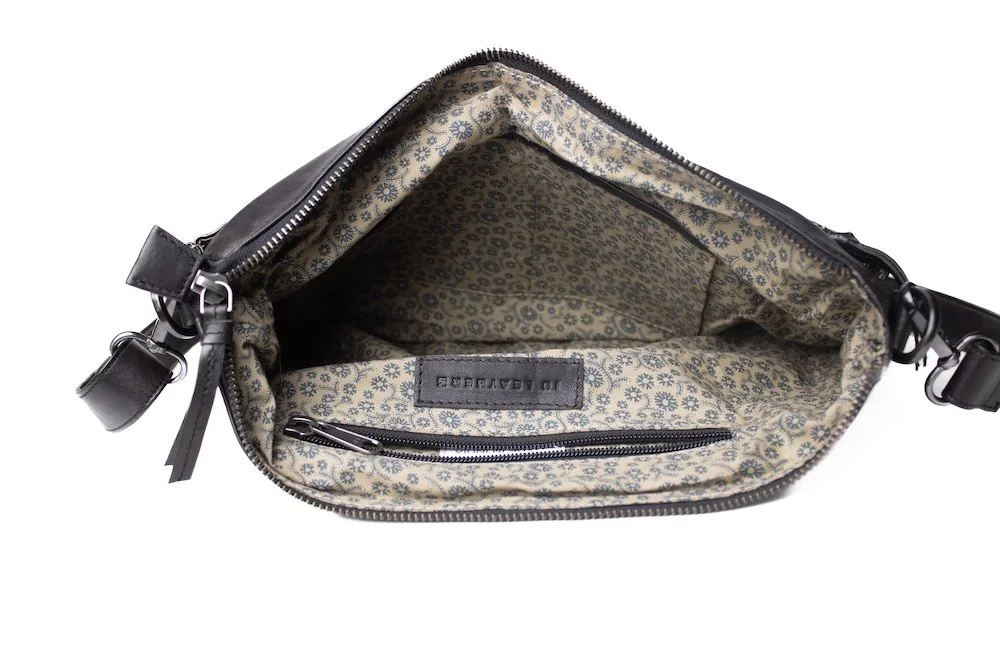 leather-bag-interior.jpg