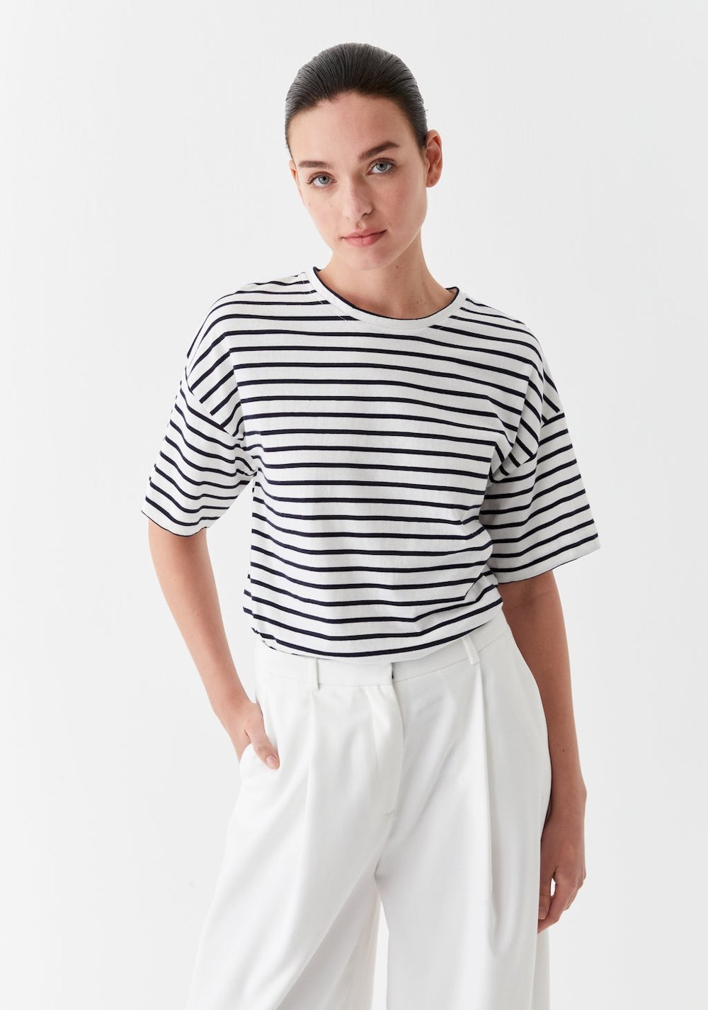 white-and-navy-stripe-tee-morrison.jpg
