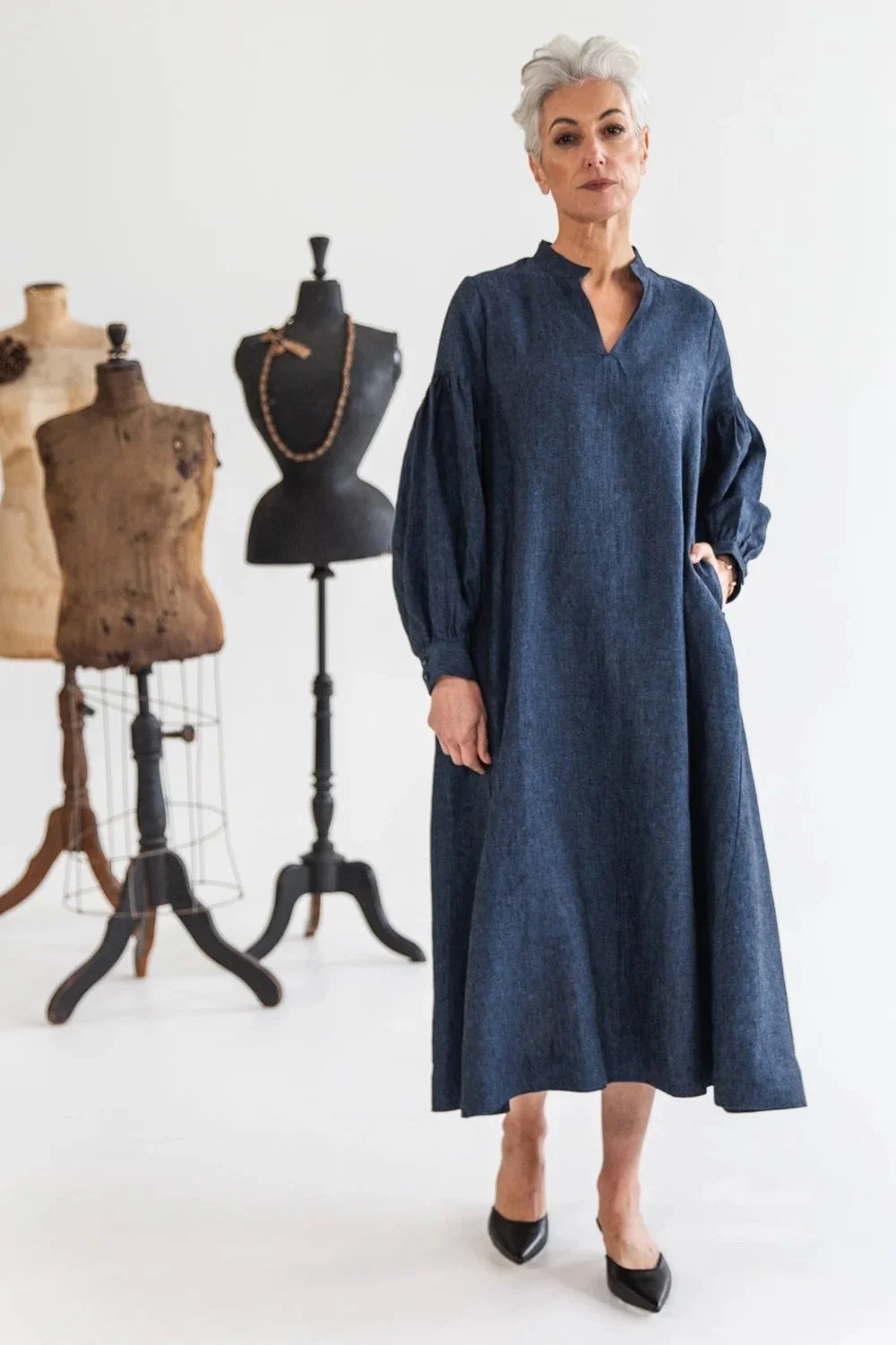 evas-sunday-maddison-dress-navy-linen-dress.jpeg
