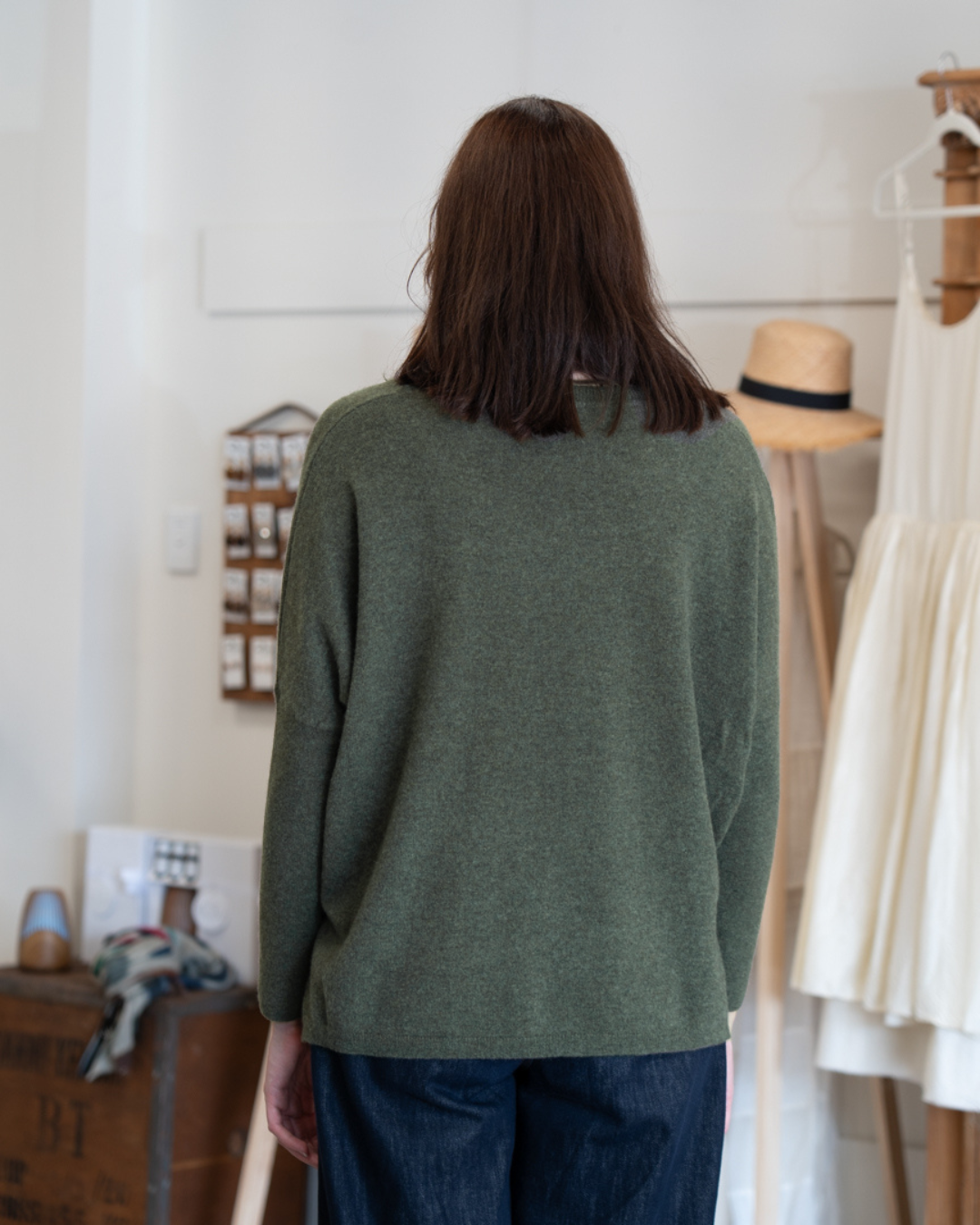 mia-fratino-margot-vee-neck-cashmere-jumper-albury.png