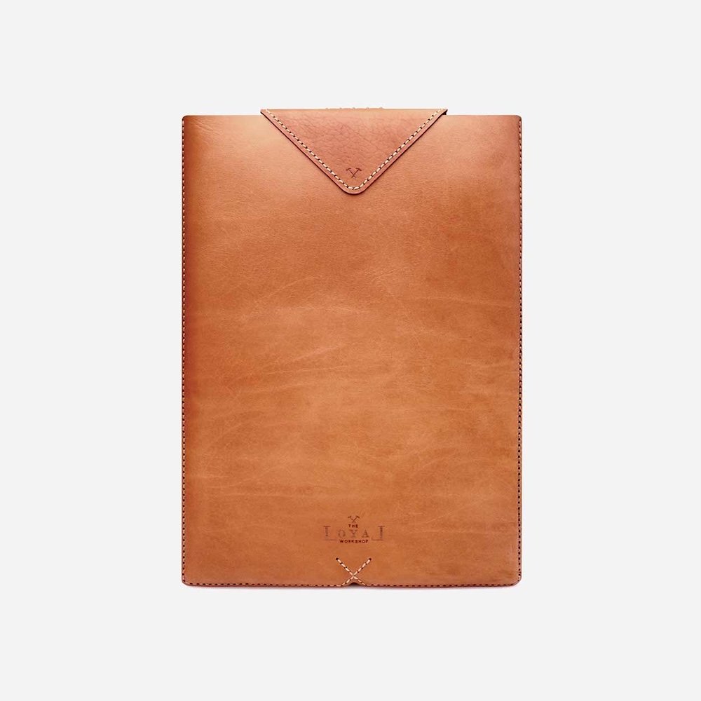 the-loyal-workshop-ethical-leather-Laptop-Sleeve-Cognac-brown.jpeg