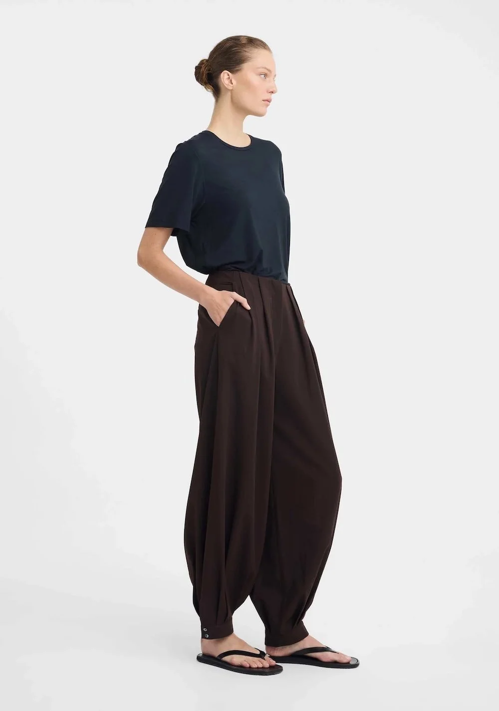 morrison-liana-black-tee-australian-fashion.jpeg