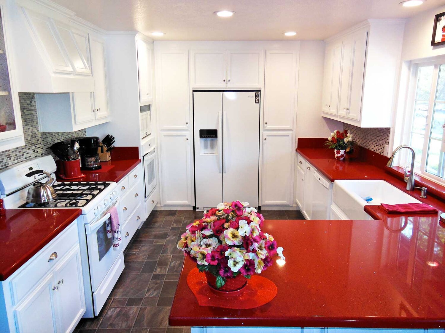 Color Spotlight: Ruby Red Kitchen Appliances