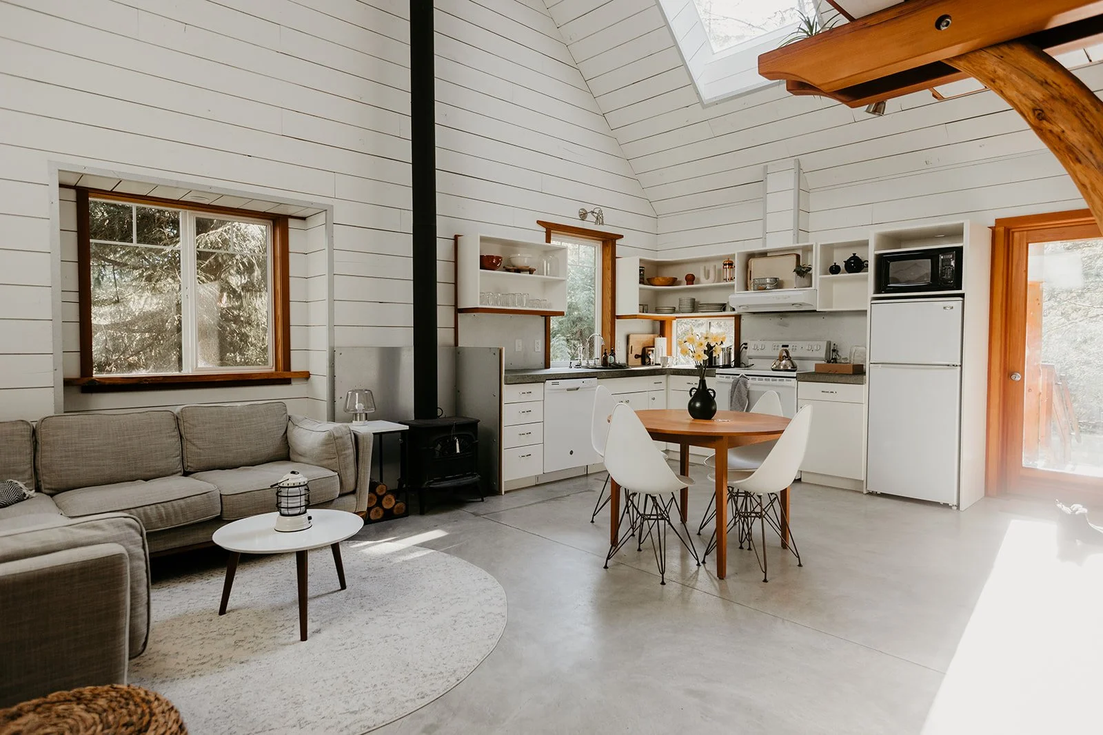 Airbnb travel photography by Moments of Wild