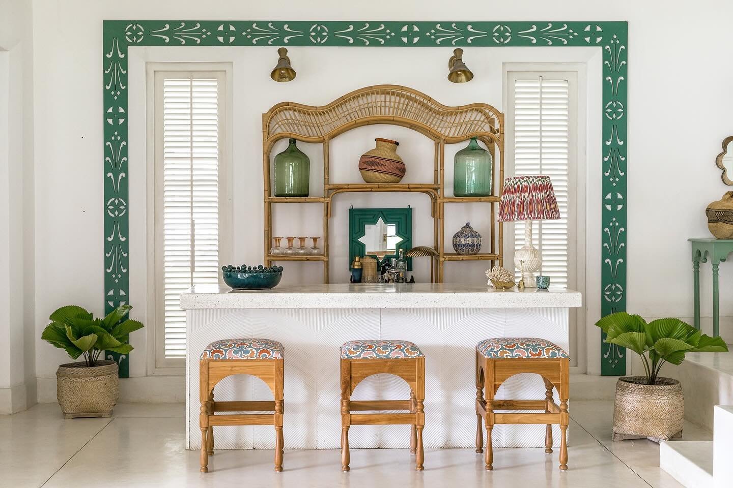 Here&rsquo;s where we wish we were spending our Friday night @braganzahouse in Sri Lanka🌴💫🐆The relaxed bar we designed in the sunken sitting room becomes a fun gathering place for friends and families. The painted green pretty fretwork was inspire