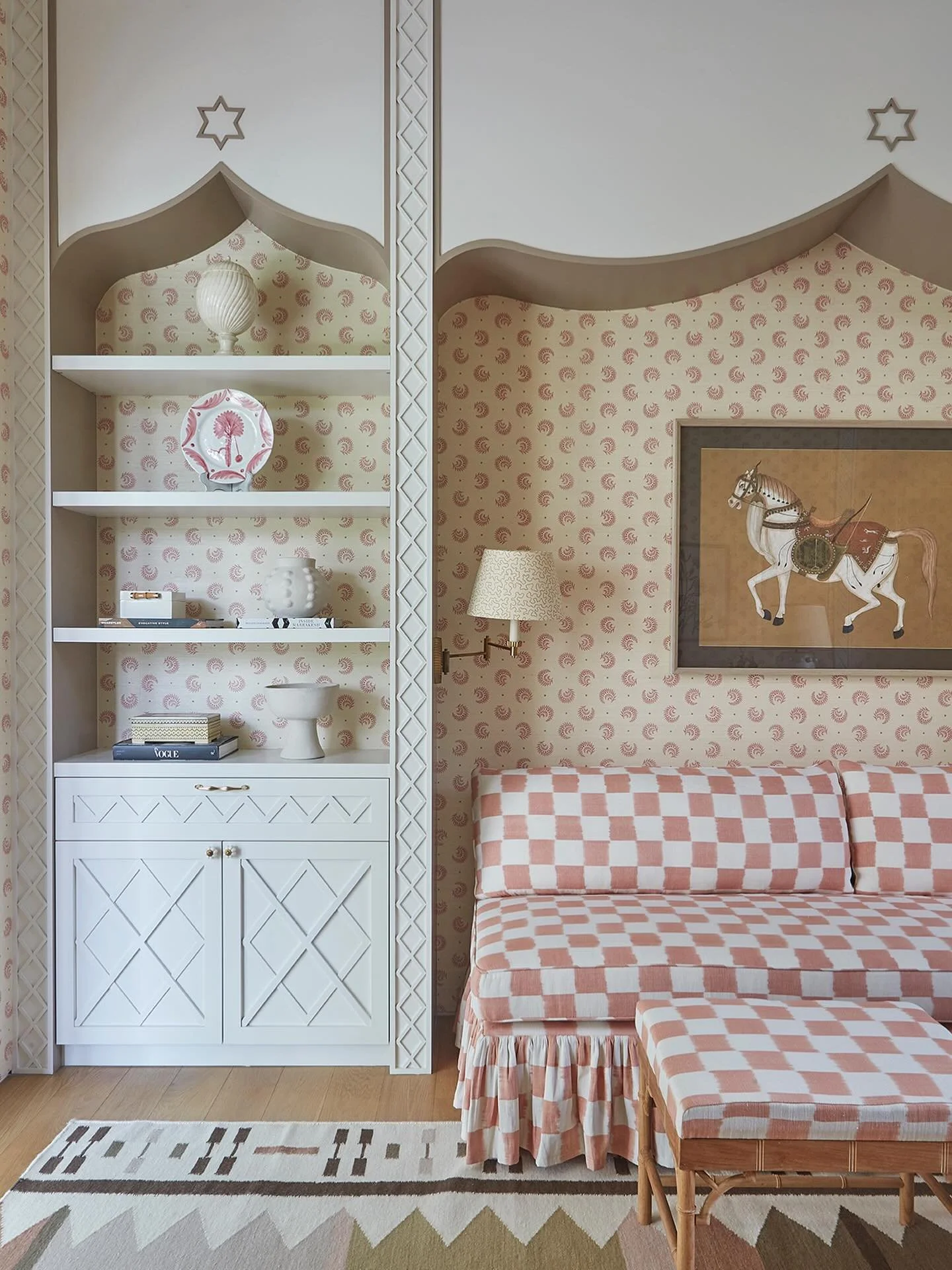 Happy Lunar New Year of the Fire Horse where momentum, courage and movement take the reins and there is a whole renewed energy🐴🤍🐴

We designed this pretty seating area in the study for our lovely client and sourced the horse painting  which was fr