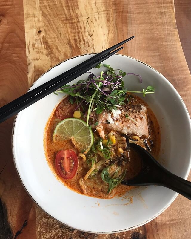 Testing Spicy salmon ramen at Hood River location. Made it a little too spicy. Crying while eating this bowl. Thanks @gorgegreens_ for the sample! We will be putting it on our ramen.
.
.
.
#hoodriveroregon #hoodriverrestaurants #spicy #spicyramen #cr