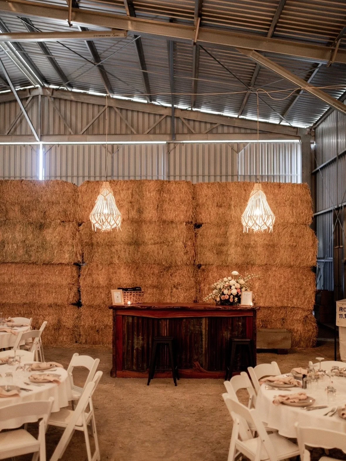Told you, we love a shed wedding 🔥 Millie and Daniel&rsquo;s big day was absolutely no exception. Shot by the legendary @rexvil.photography and with @djtashl providing the tunes all night, these guys absolutely turned it on 👏🏼👏🏼