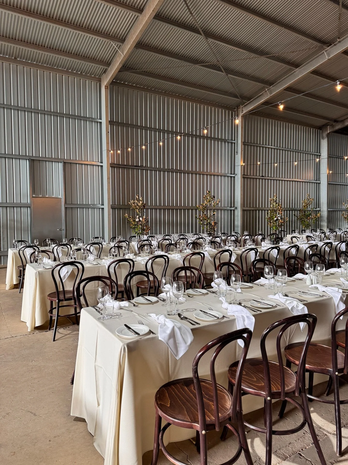 Absolutely don&rsquo;t mind us a shed wedding 👏🏼👏🏼 people often can&rsquo;t see the &lsquo;vision&rsquo; come together when they&rsquo;re staring at a bunch of machinery in dads shed 😂 but leave it with us, and we create pure magic 🫶🏼