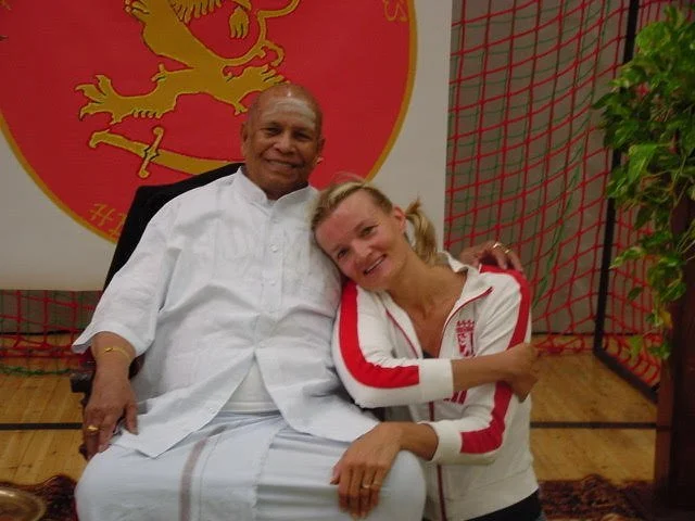 Patthabi+Jois+Guruji+with+Sanna.Ashtanga.Radiantly+Alive+Yoga.jpeg