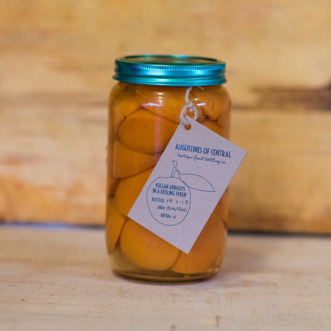 From our Augustines archive 🗞: 
Hands up if you had one of these Augustines jars in 2015 👋?! 

Labels by @fomo_nz 🧡
📸 by @mickeyross_ 

*
*
*

#augustinesofcentral #augustinesofcentral #preservedapricots #apricots #handmadeinnewzealand #apricotse