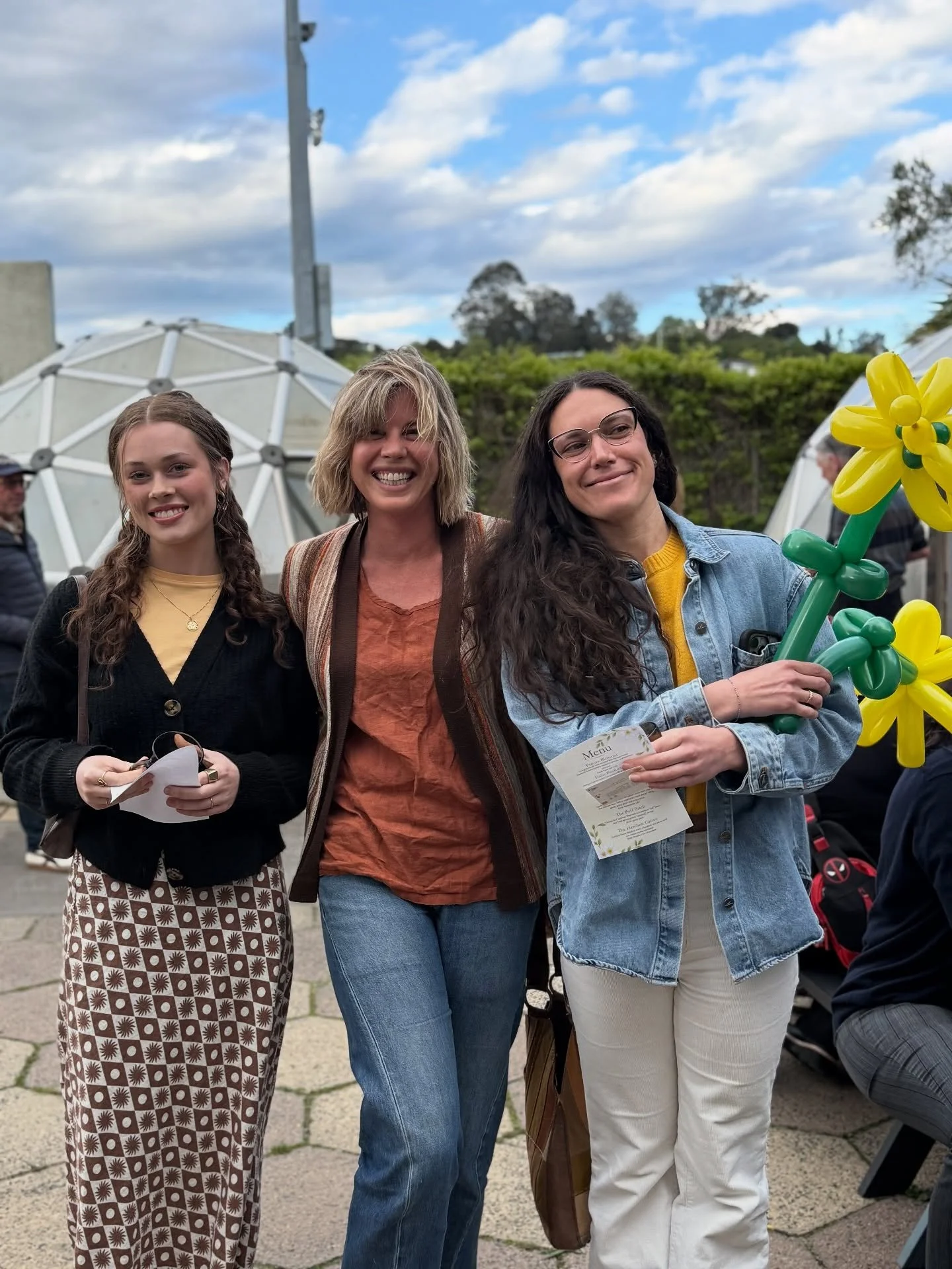 A few snaps from the past 24 hours: 
1️⃣ Last night, the girls (&Eacute;sme, Ruth &amp; Nga) and I had the pleasure of attending the Kai Puāwai event at @otagopolytechnic &mdash; where Connor (aka Gus&rsquo;s sous chef) cooked for us. What a beautifu